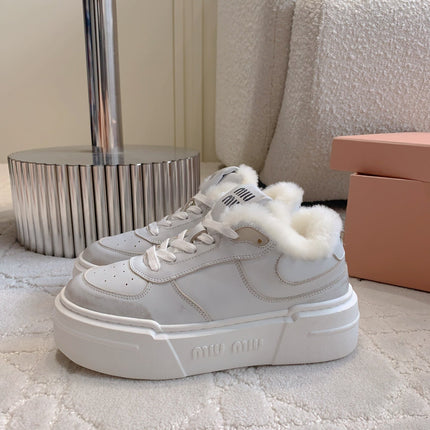 THICK SOLE SNEAKERS IN CHROME GRAY LAMBSKIN WITH RABBIT FUR LINING