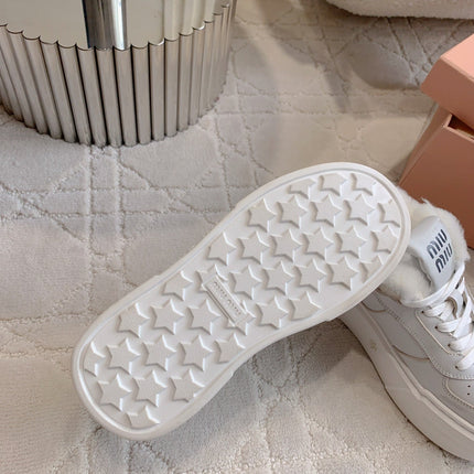 THICK SOLE SNEAKERS IN CHROME GRAY LAMBSKIN WITH RABBIT FUR LINING