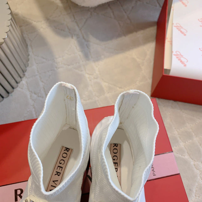 VIV' RUN LIGHT SOCKS ANKLE BOOTS IN WHITE FABRIC STRASS BUCKLE