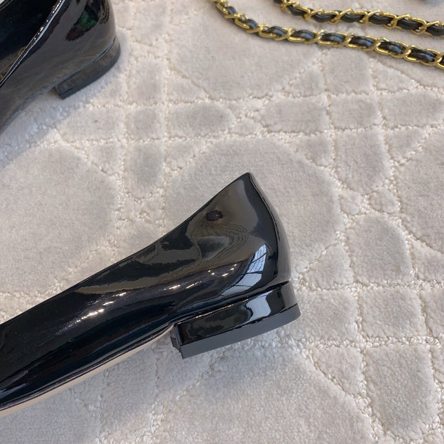 FLAT PUMP 2 CM IN BLACK PATENT CALFSKIN