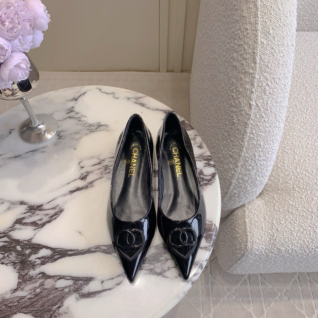 FLAT PUMP 2 CM IN BLACK PATENT CALFSKIN