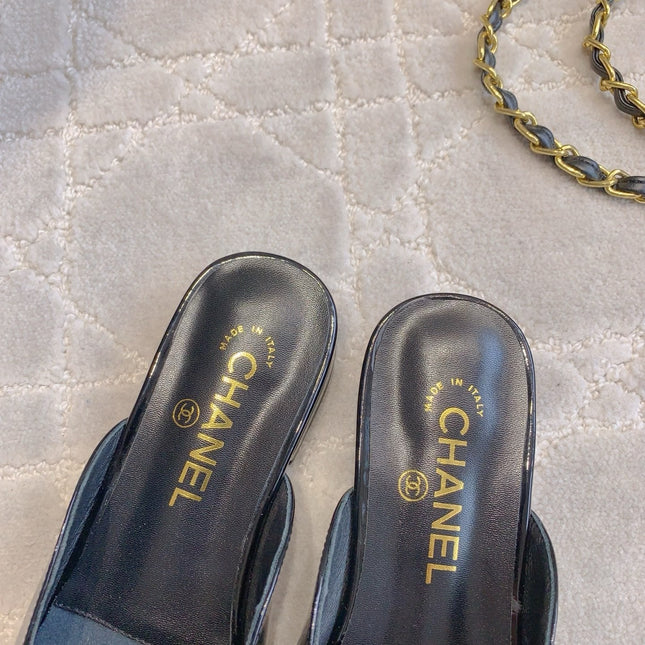 FLAT MULE 2 CM IN BLACK PATENT CALFSKIN