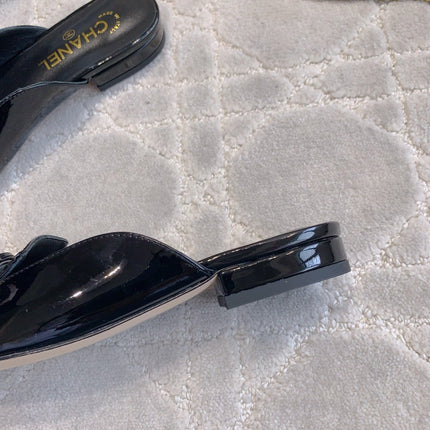 FLAT MULE 2 CM IN BLACK PATENT CALFSKIN