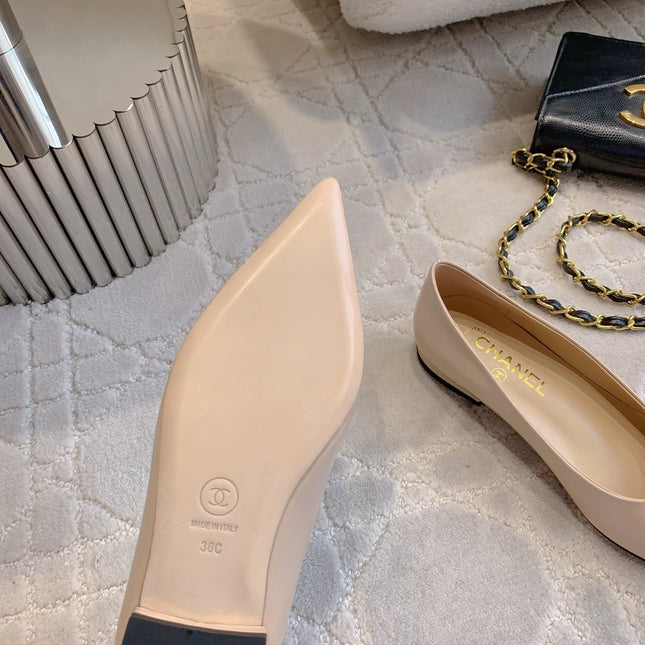 FLAT PUMP 2 CM IN BEIGE CREAM PATENT CALFSKIN