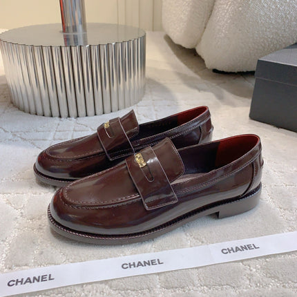 CHANEL 25S MOCCASINS IN ROSEWOOD CALFSKIN GOLD HARDWARE
