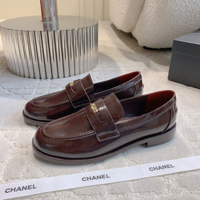 CHANEL 25S MOCCASINS IN ROSEWOOD CALFSKIN GOLD HARDWARE