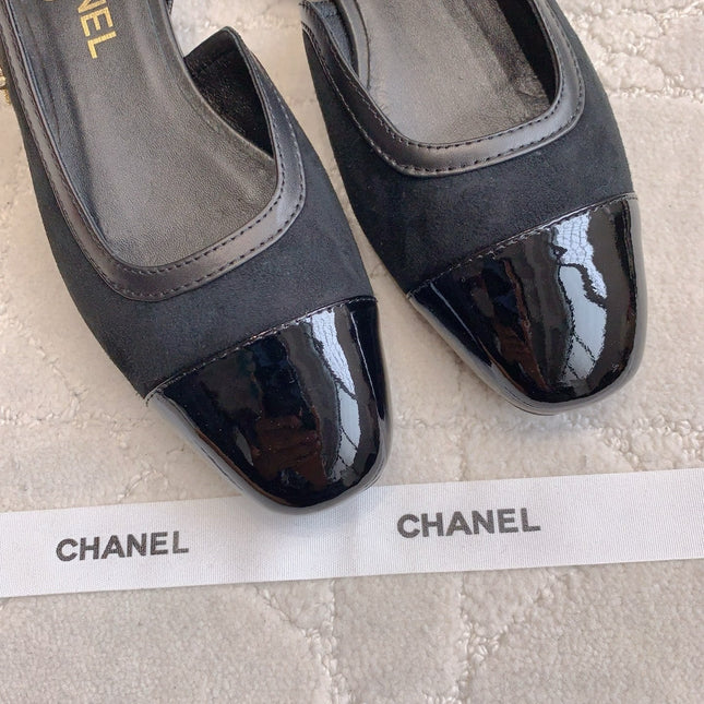 CHANEL 25S SLINGBACK IN BLACK CALFSKIN AND SUEDE GOLD HARDWARE