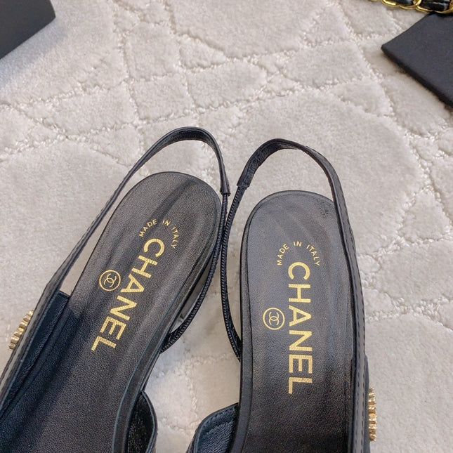 CHANEL 25S SLINGBACK IN BLACK CALFSKIN AND SUEDE GOLD HARDWARE
