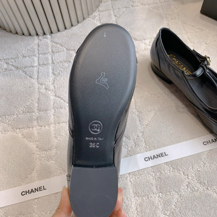 CHANEL 25S MARY JANE IN BLACK FULL CALFSKIN AND CANVAS GOLD HARDWARE