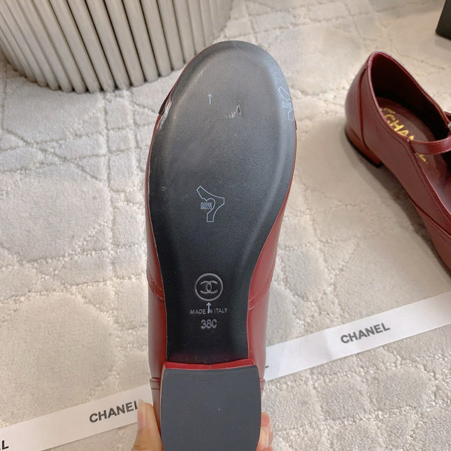 CHANEL 25S MARY JANE IN BLACK AND ROSEWOOD CALFSKIN GOLD HARDWARE