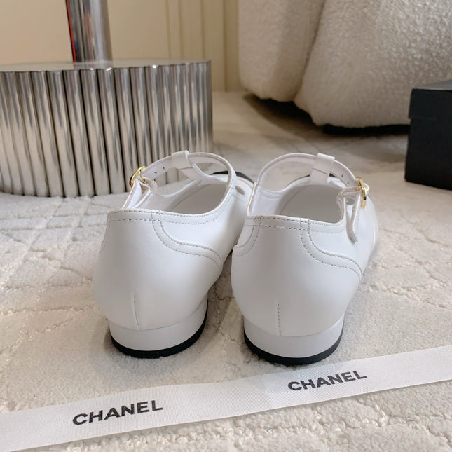 CHANEL 25S MARY JANE IN BLACK AND WHITE CALFSKIN GOLD HARDWARE
