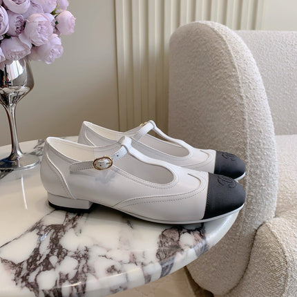 CHANEL 25S MARY JANE IN BLACK AND WHITE CALFSKIN GOLD HARDWARE