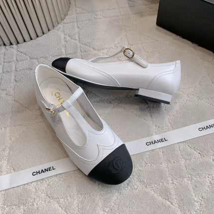 CHANEL 25S MARY JANE IN BLACK AND WHITE CALFSKIN GOLD HARDWARE