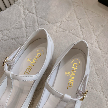 CHANEL 25S MARY JANE IN BLACK AND WHITE CALFSKIN GOLD HARDWARE