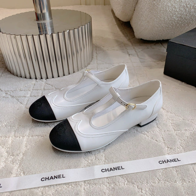 CHANEL 25S MARY JANE IN BLACK AND WHITE CALFSKIN GOLD HARDWARE