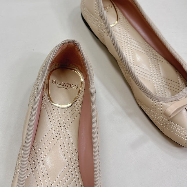 VLTN CLASSIC BALLET FLATS 25S IN LIGHT BEIGE CALFSKIN WITH BOW