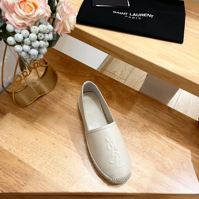 SL YVES EMBOSSED LOGO SLIP ON CREAMY WHITE CALFSKIN