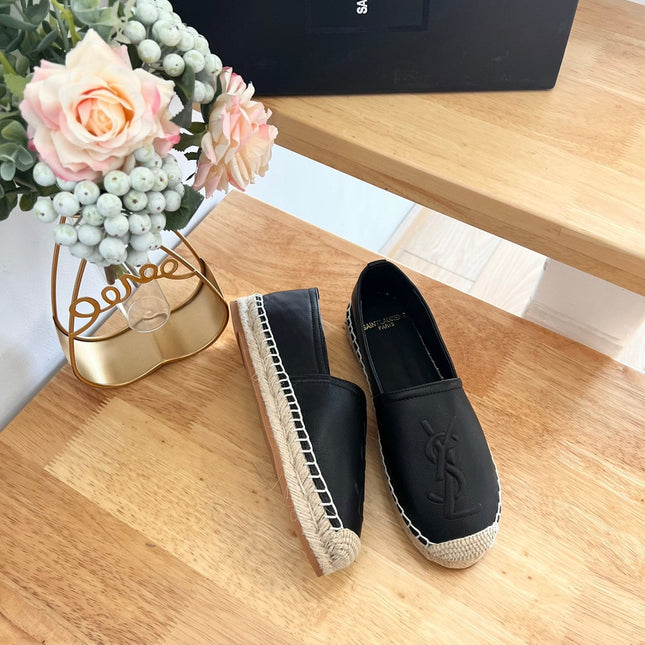SL YVES EMBOSSED LOGO SLIP ON BLACK CALFSKIN