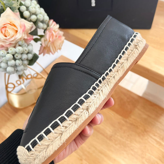 SL YVES EMBOSSED LOGO SLIP ON BLACK CALFSKIN