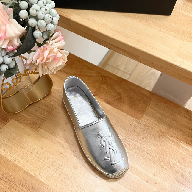 SL YVES EMBOSSED LOGO SLIP ON SILVER CALFSKIN