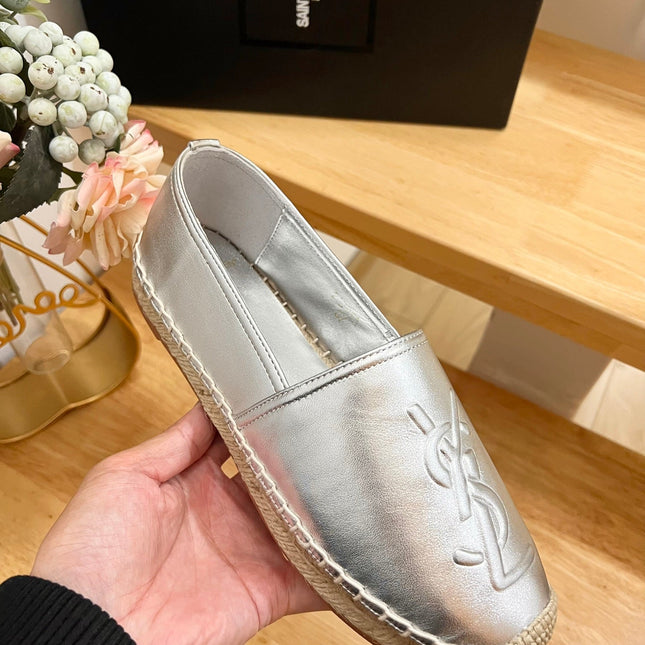 SL YVES EMBOSSED LOGO SLIP ON SILVER CALFSKIN