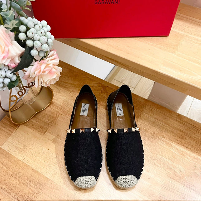 ROCKSTUD BLACK CANVAS ESPADRILLES