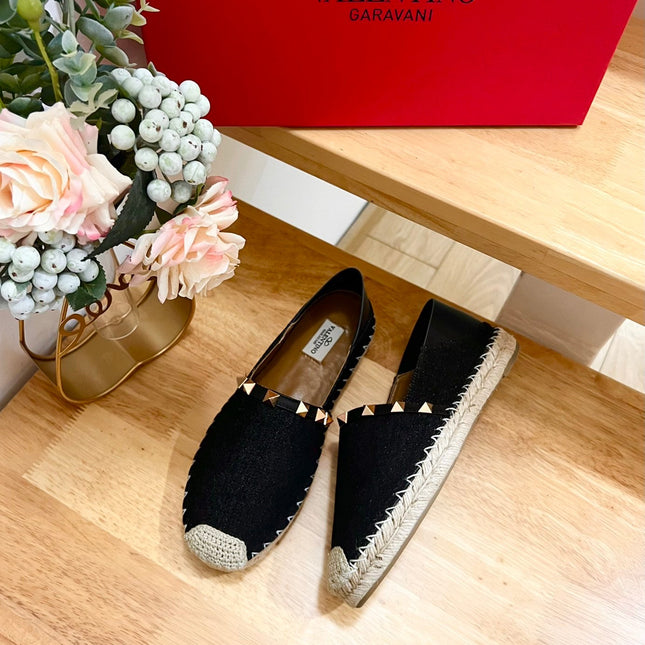 ROCKSTUD BLACK CANVAS ESPADRILLES