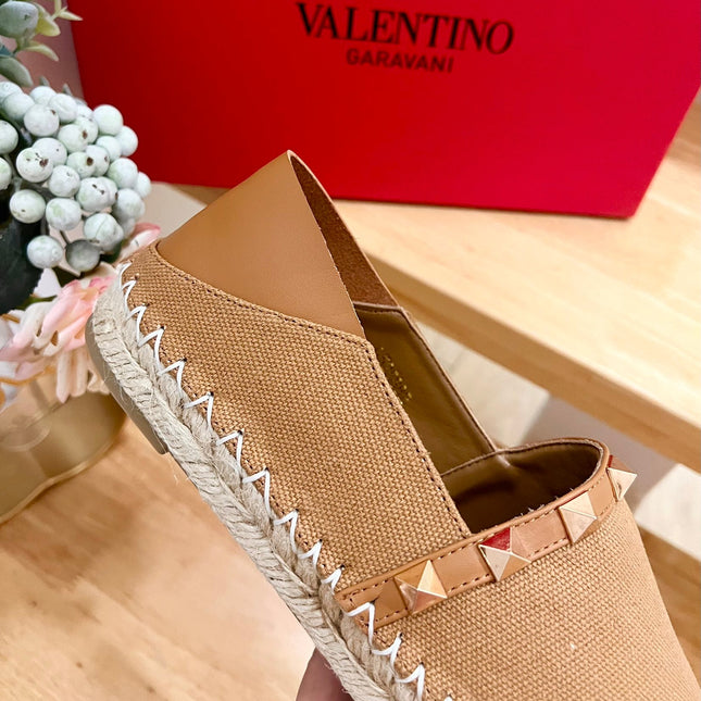 ROCKSTUD CIDER BROWN CANVAS ESPADRILLES