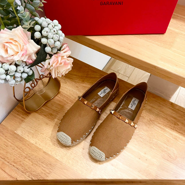 ROCKSTUD CIDER BROWN CANVAS ESPADRILLES