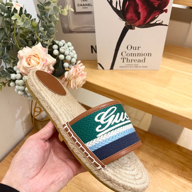 GG SLIDES IN MULTICOLOR RAFFIA