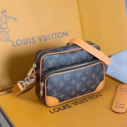LV 25S TROCADERO MEDIUM MESSENGER BAG 25 IN BROWN MONOGRAM CANVAS GOLD HARDWARE