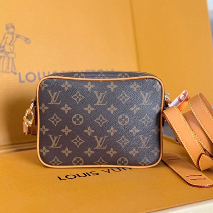 LV 25S TROCADERO MEDIUM MESSENGER BAG 25 IN BROWN MONOGRAM CANVAS GOLD HARDWARE