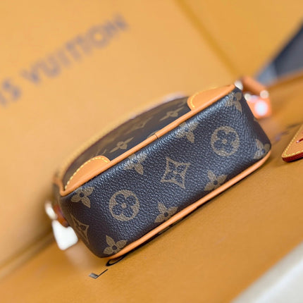 LV 25S DANUBE BAG 21 IN DARK BROWN MONOGRAM ARCHIVE GOLD HARDWARE