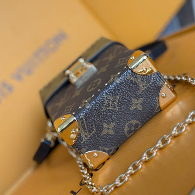 LV 25S CAMERA BOX BAG 18 IN BROWN MONOGRAM CALFSKIN GOLD HARDWARE