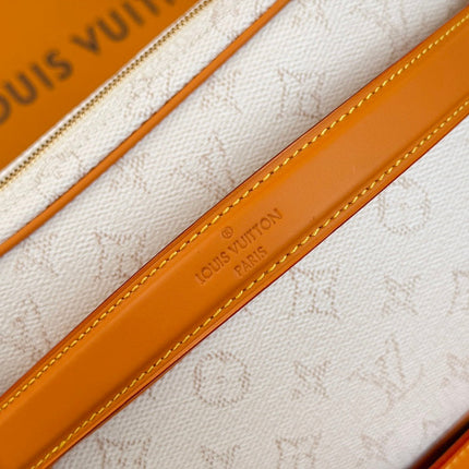 LV 25S NIL BAG 98MM IN WHITE MONOGRAM CANVAS AND CALFSKIN GOLD HARDWARE