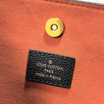 LV 25S LOW KEY ALL IN BB 18 IN BLACK CALFSKIN GOLD HARDWARE