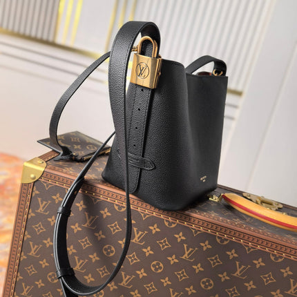 LV 25S LOW KEY ALL IN BB 18 IN BLACK CALFSKIN GOLD HARDWARE