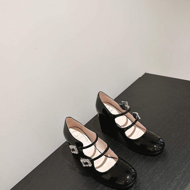 TRÈS VIVIER MARY JANE DOUBLE-STRAP PUMPS IN BLACK PATENT CALFSKIN