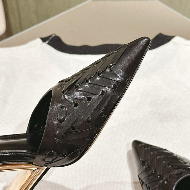 FENDI FIRST HIGH-HEELED SLINGBACK 85 MM IN BLACK LAMBSKIN GOLD HARDWARE