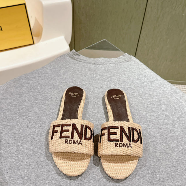 FENDI SIGNATURE MULE SLIDES IN BEIGE FIBRE WITH BROWN EMBROIDERED LOGO
