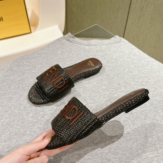 FENDI SIGNATURE MULE SLIDES IN DARK BROWN FIBRE