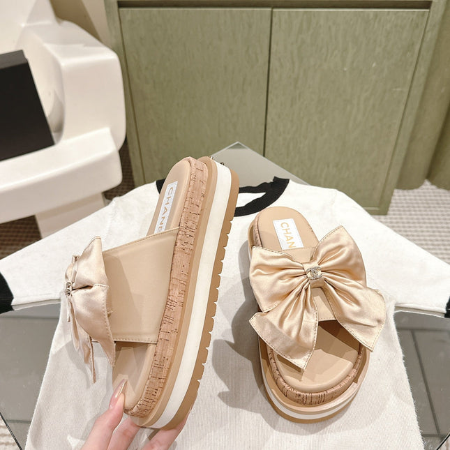CC SLIPPERS WITH SILK BOW IN BEIGE ALMOND COWHIDE