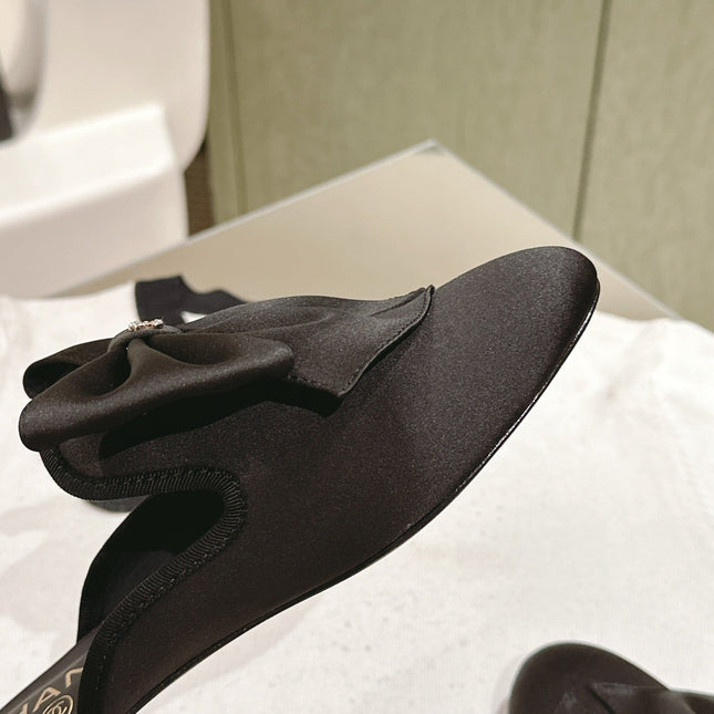 CC MULE WITH SILK BOW AND BLACK LAMBSKIN