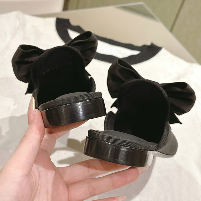 CC MULE WITH SILK BOW AND BLACK LAMBSKIN