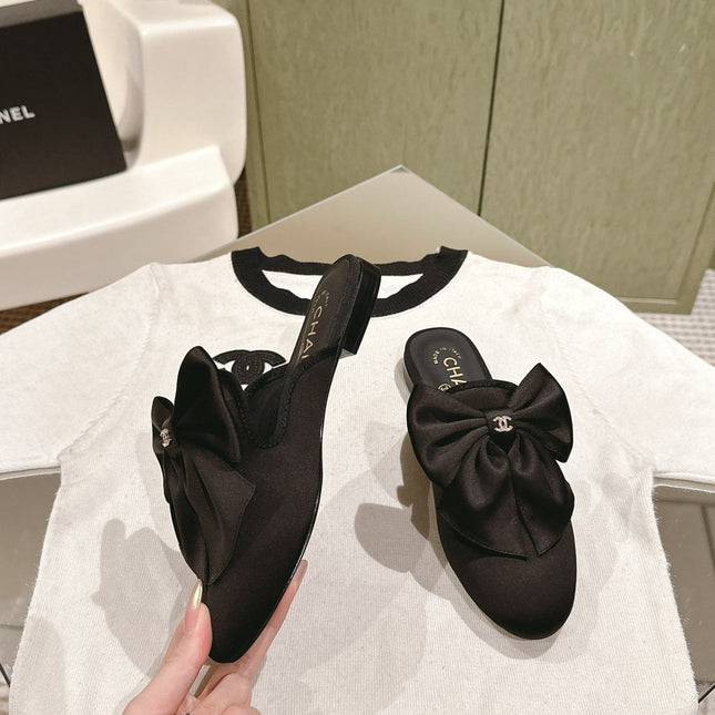 CC MULE WITH SILK BOW AND BLACK LAMBSKIN