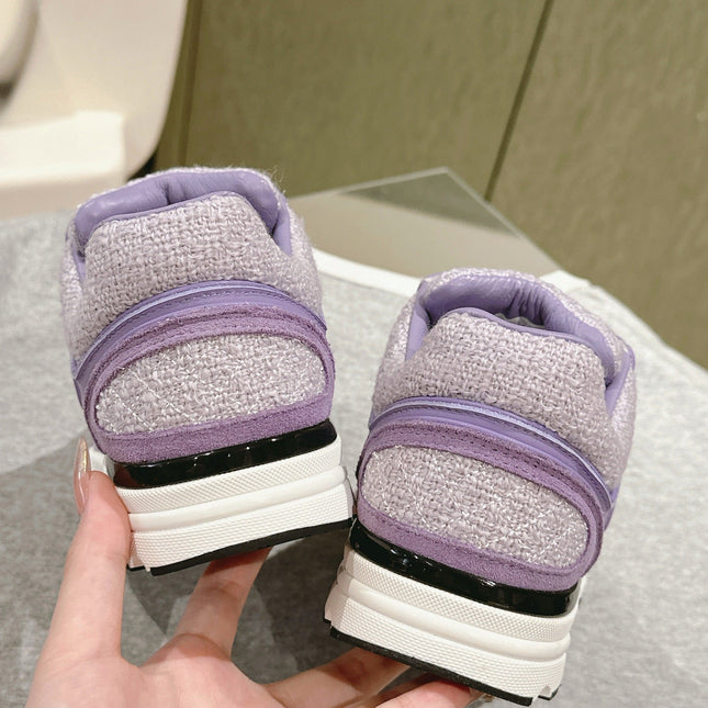 TRAINERS IN LIGHT PURPLE SUEDE AND CALFSKIN