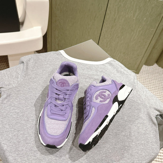 TRAINERS IN LIGHT PURPLE SUEDE AND CALFSKIN