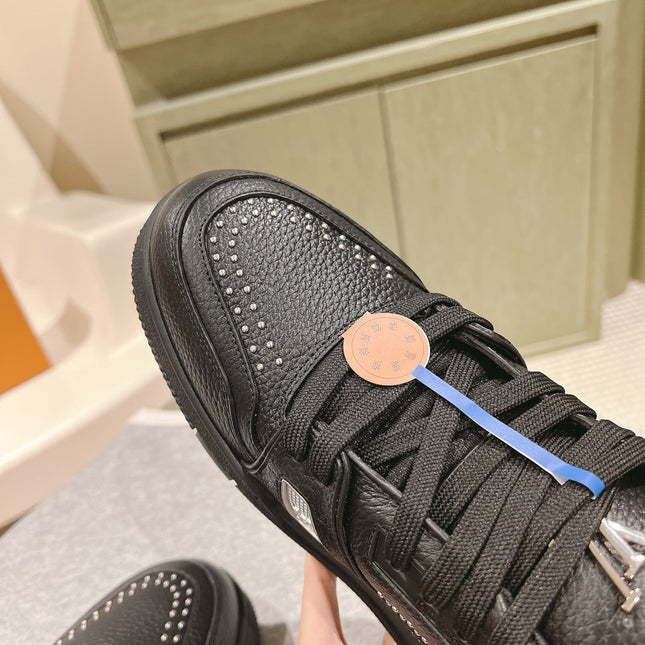 LV TRAINER SNEAKER IN BLACK CALFSKIN