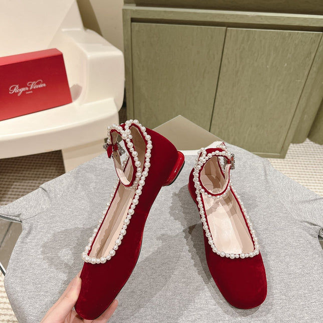 BALLERINAS MARY JANE IN BURGUNDY RED SUEDE WITH PEARL TRIM