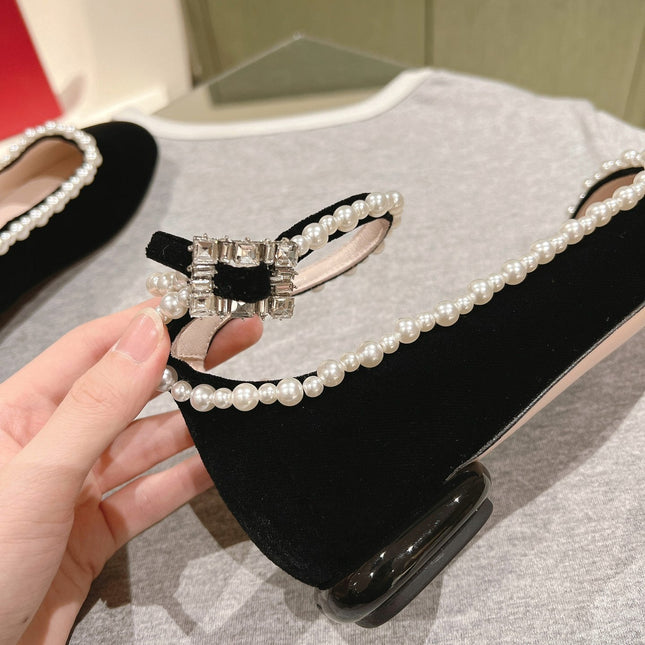 BALLERINAS MARY JANE IN BLACK SUEDE WITH PEARL TRIM